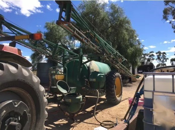Goldacres 4030 Boom Spray