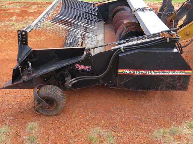 Countrywide Canola 12ft Pickup Front