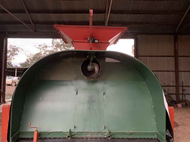 Richiger R10 Grainbag Inloader