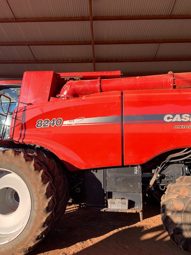 2016 Case IH 8240 4WD Rice Header (No Front)