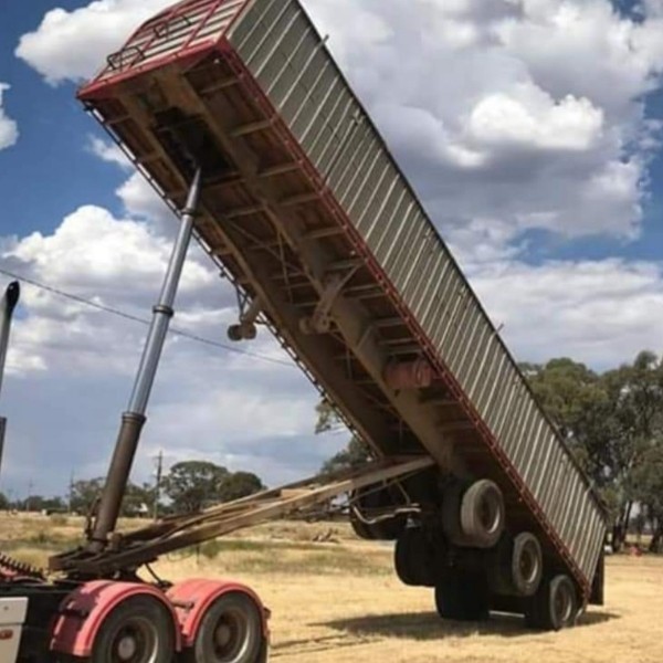 1981 O'fee Convertible Tipper