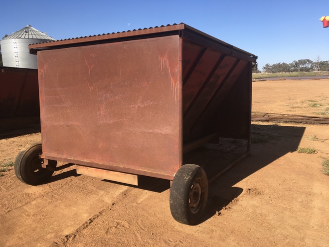 Large Cattle Feeder - A