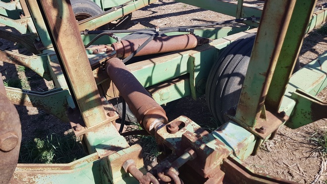 60 FT Bosmac  Hydraulic Folding Harrows