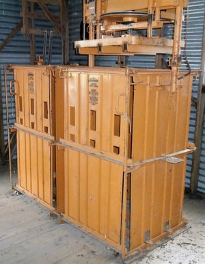 Woolpress - Sunbeam TwinBox, 240 Volts