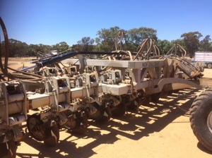 40FT NDF Disc Drill For Sale ** Price Reduced ** Good discs