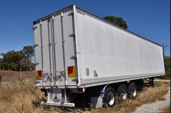  Consultrans Refrigerator Trailer