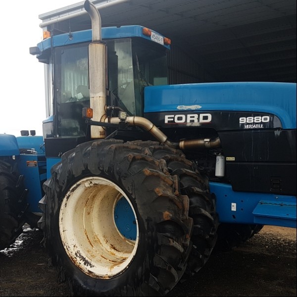 Ford New Holland 9880