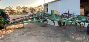 34 tyne Horwood Bagshaw chisel plough