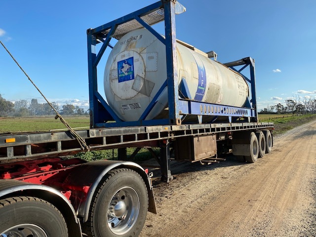 Stainless Steel Water Tank on 40' Flat top Trailer