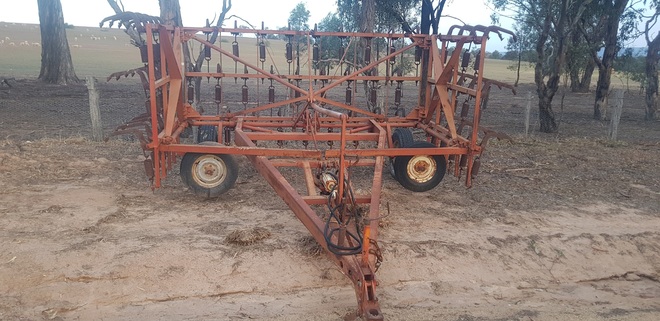 Napier 521 Wideline Cultivator