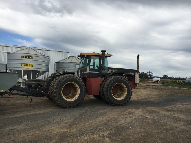  Seeding Outfit 1988 Ford Versatile 1720 Flexi-coil 2 bin 6000lt with PJ Green small seeds kit JD 1830 bar 36ft 10inch spacing’s.