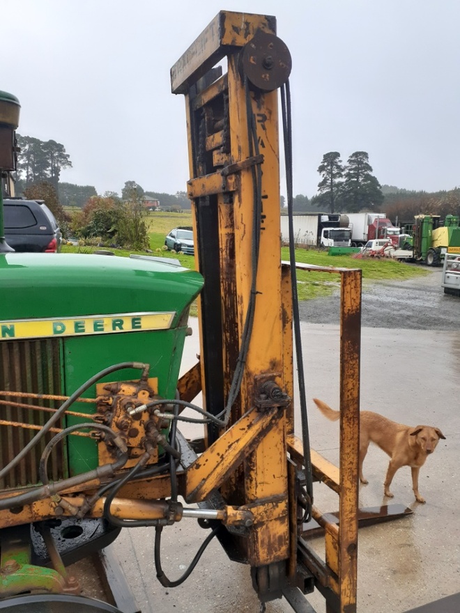 Trac Lift Fork lift Attachment