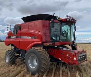 2010 Case IH 8120 Header with 2152 40' Front & Trailer