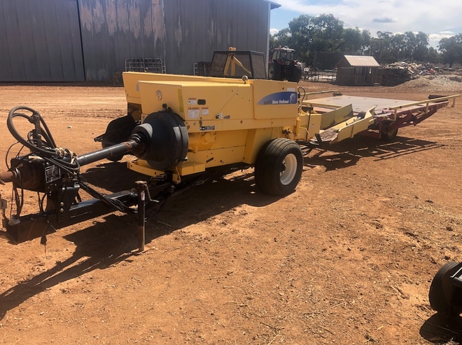 2 x BC5070 New Holland Small Balers with Grab (Only 1 Grab available)