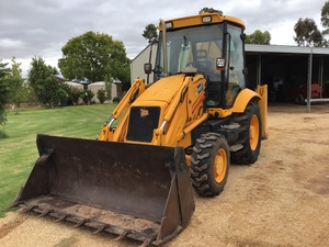 JCB 3CX Backhoe 
