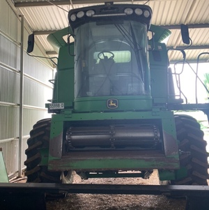 2009 John Deere 9770 Header