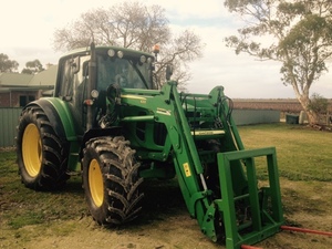 John Deere 6430 Premium FEL