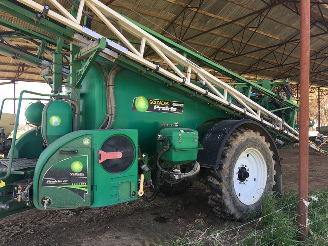 Goldacres Prairie 5030 Boom Spray
