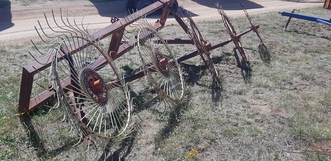 10 Wheel V Hay Rake 3PL