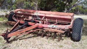 Massey Ferguson MF80 24 run combine