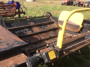 Boomerang Bale Feeder