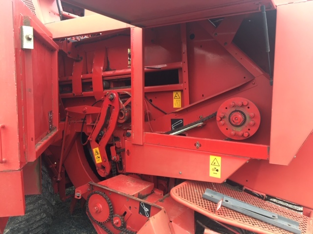 MASSEY FERGUSON 187 3X4 LARGE SQUARE BALER