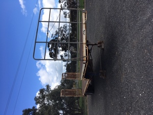 28ft  single axial drop deck with ramps 