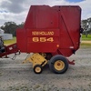 New Holland 654 Baler