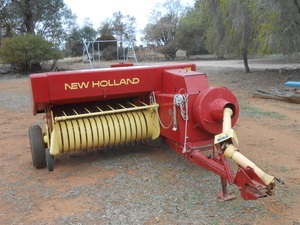 sperry new holland model 317 hay liner hay baler