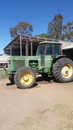 Chamberlain 4490 FWA Tractor