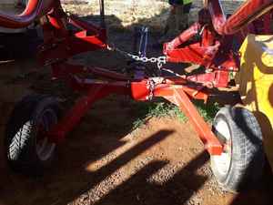 10 Wheel hydraulic Folding V Rake