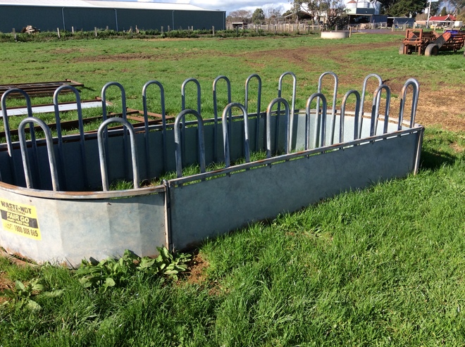 Under Auction -3.8 metre feeders  