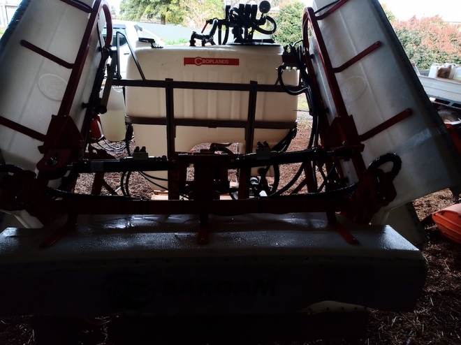 2017 Croplands Linkage Sprayer