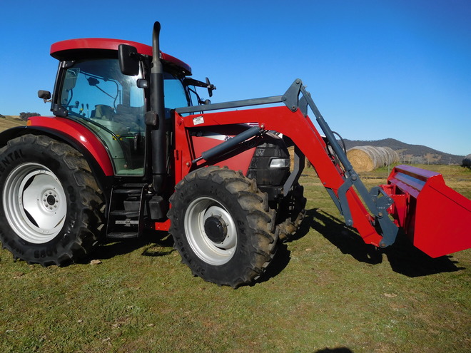 2006 Case IH MXU 110 Tractor with FEL & Bucket