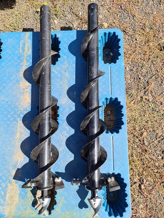 Auger set 200mm & 250mm Double Start Tungsten Teeth 1300mm Long