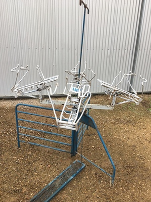 Lyco 4 unit Lamb Marking Cradle