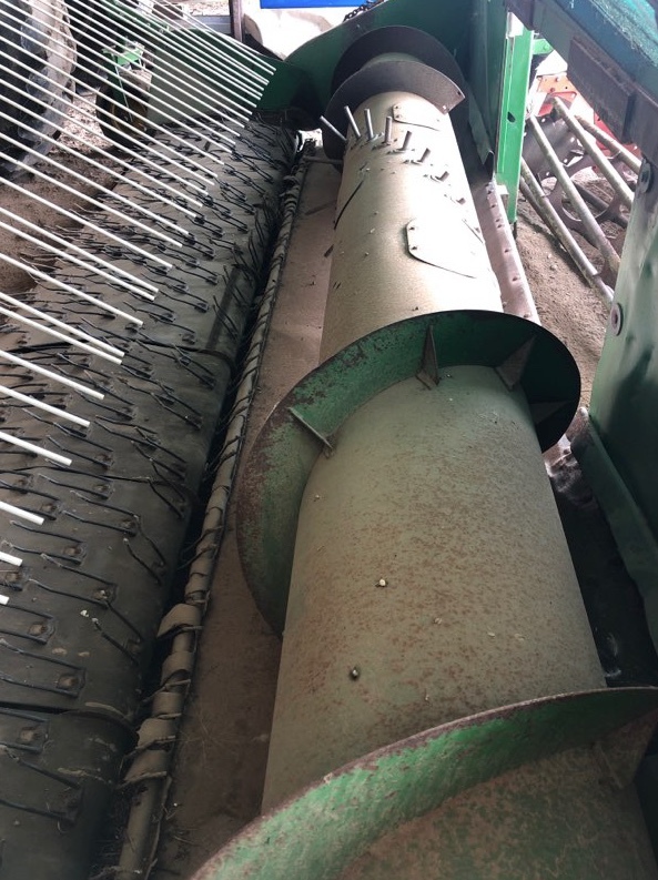 John Deere 914P Pickup Front