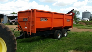 10t Farm Tipping Trailer with Auger