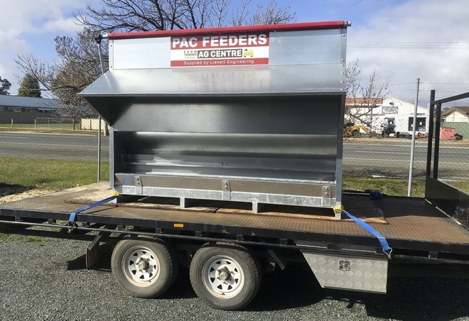 Under Auction - New 50 Bag Sheep Lick Feeder on Skid