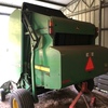 John Deere 568 baler