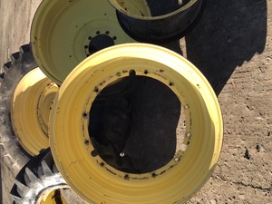 John Deere tractor tyres rims 