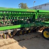 John Deere 750