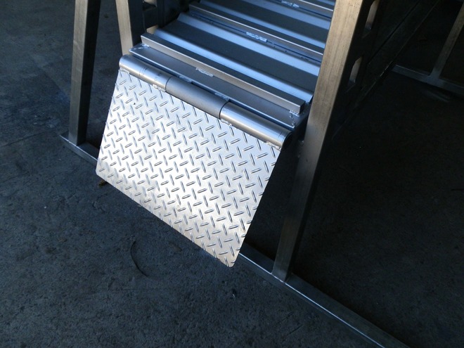 Sheep ramp, adjustable with walkway 3.8m