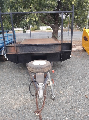 PMM's SAVE $250.00 OF 7 x 15 TRAILER SECOND HAND