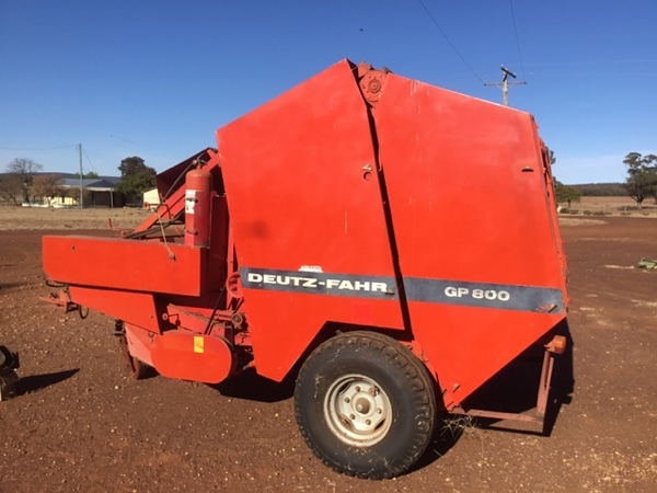 Deutz Fahr GP 800 Round Baler