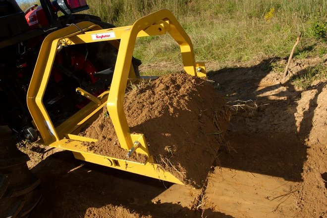   Dirt Scoop 30 inch (NEW) Built in the USA