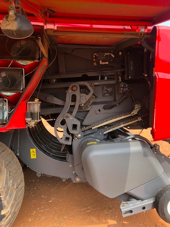 Massey Ferguson 2170 Baler