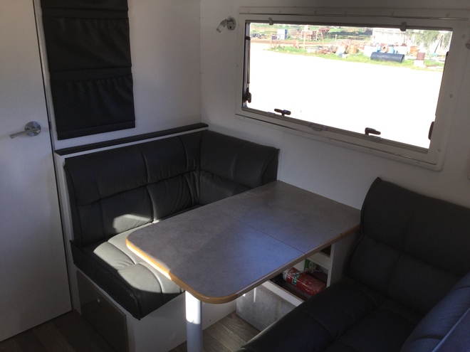 5.4 m Explorex caravan