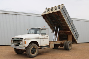 1974 Dodge tray truck