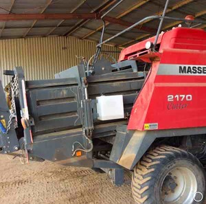 2009 Massey Ferguson 2170 Baler